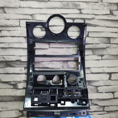 Renault Megane 2 - II Orta Konsol ( Çerçeve ) Gri – 8200178435